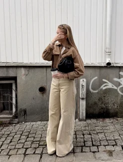 Wide jeans high waist | Vaaleanruskea | Naiset | Kappahl